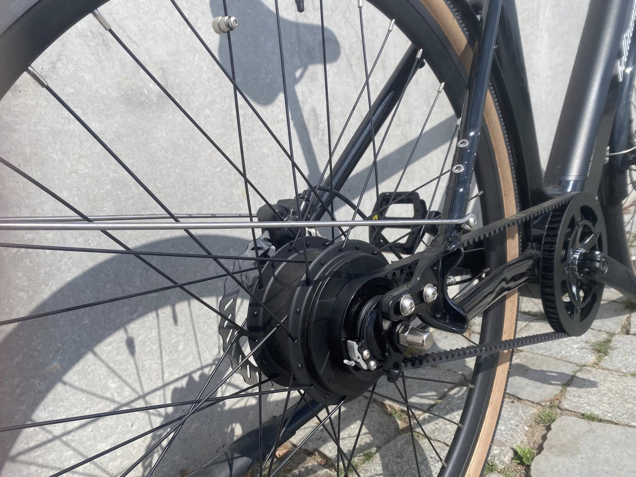 Bellitanner Men's V1 E-Bike - Image 3